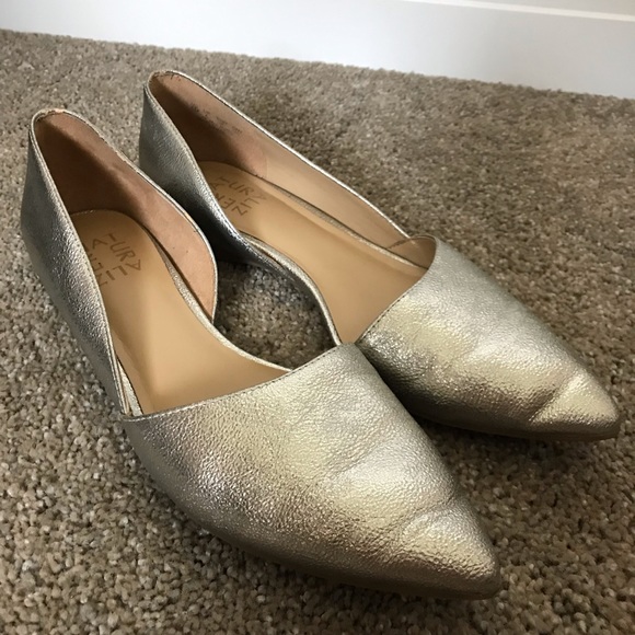 Naturalizer Shoes - EUC NATURALIZER silver flats